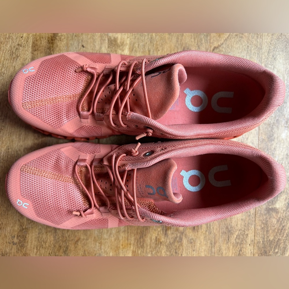 On Running Cloudventure trail sneakers in sandstone orange.